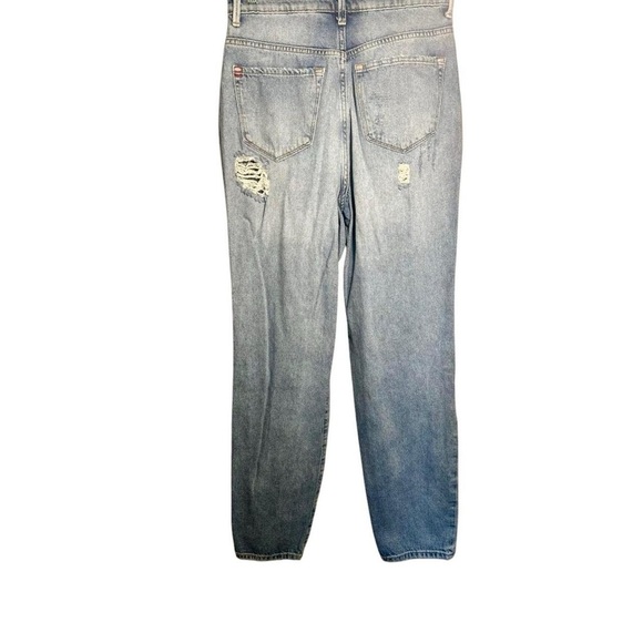 BDG Urban Outfitters Mom Hi-Rise Destroyed Jeans - Picture 5 of 8